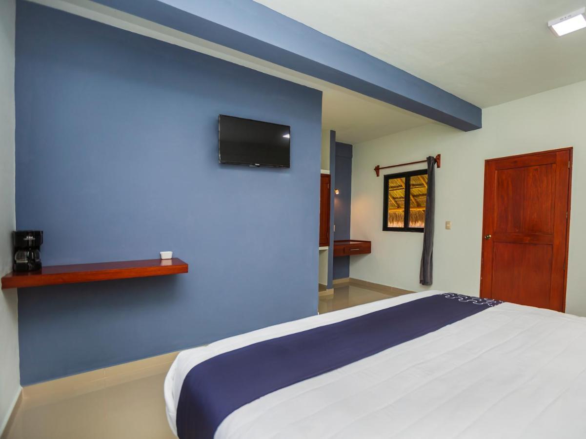 Hotel Pejelagarto Bacalar Bagian luar foto